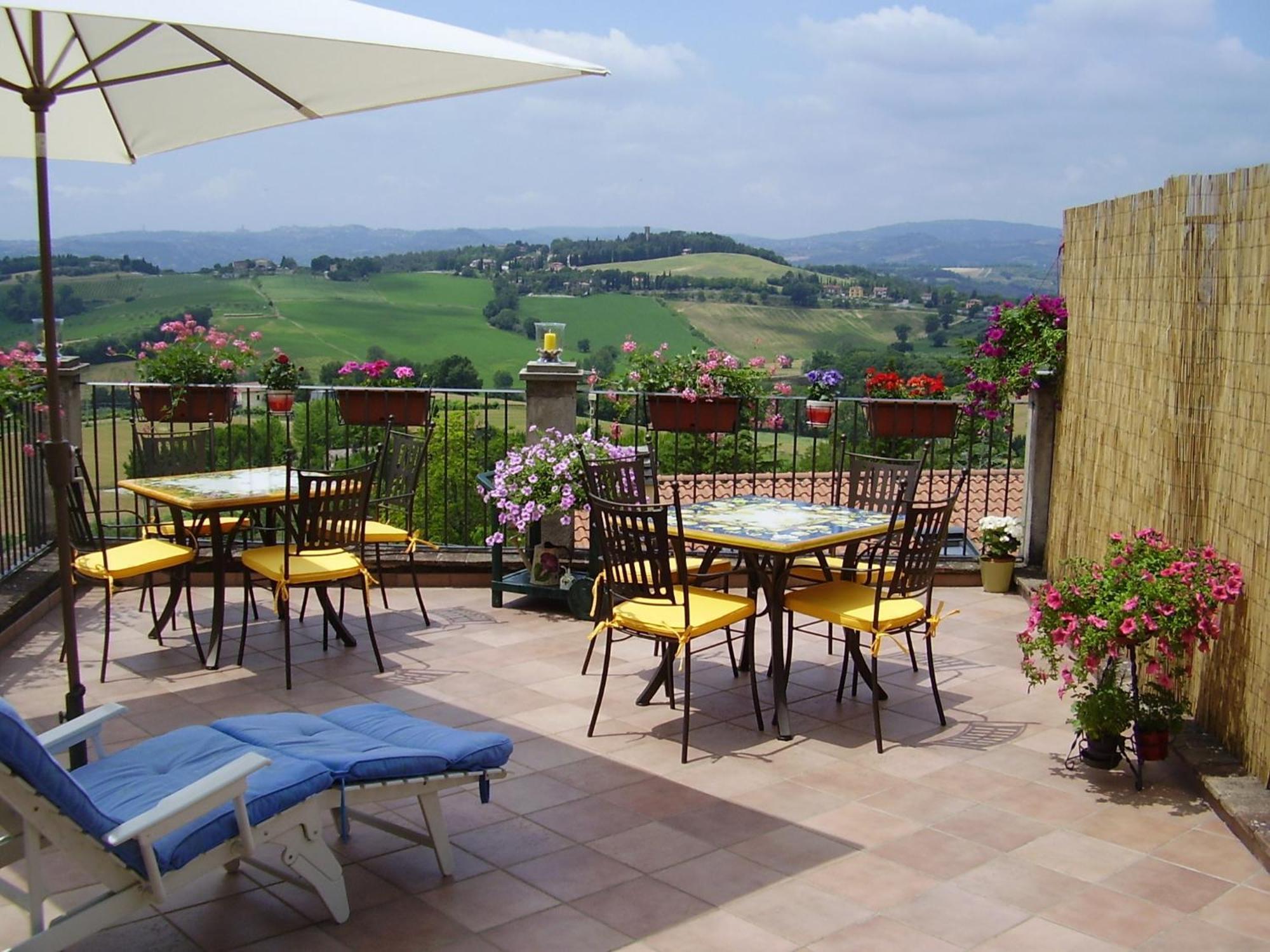 Bed and Breakfast La Terrazza Fio...Rita Ripa Exterior foto
